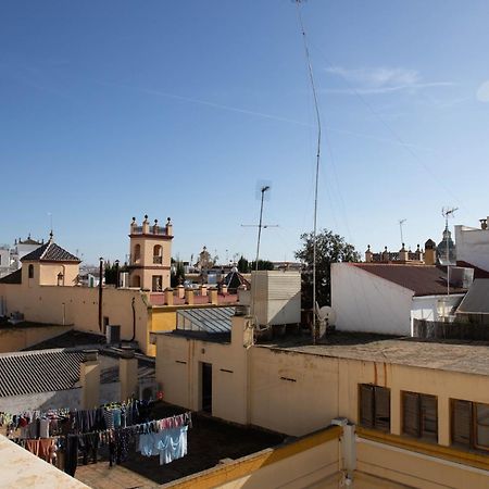 Nqn Aparts & Suites Sevilla الغرفة الصورة