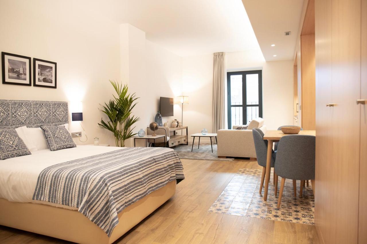 Nqn Aparts & Suites Sevilla المظهر الخارجي الصورة