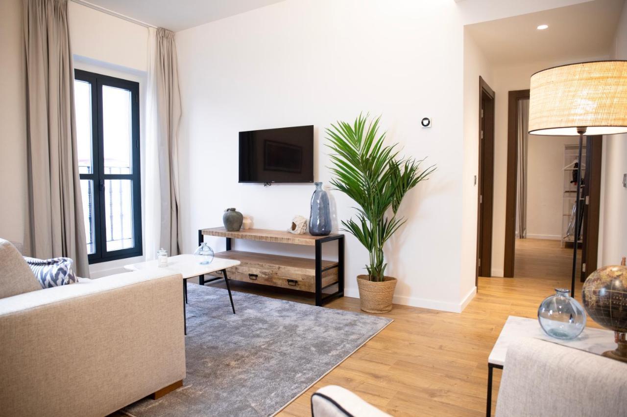 Nqn Aparts & Suites Sevilla المظهر الخارجي الصورة