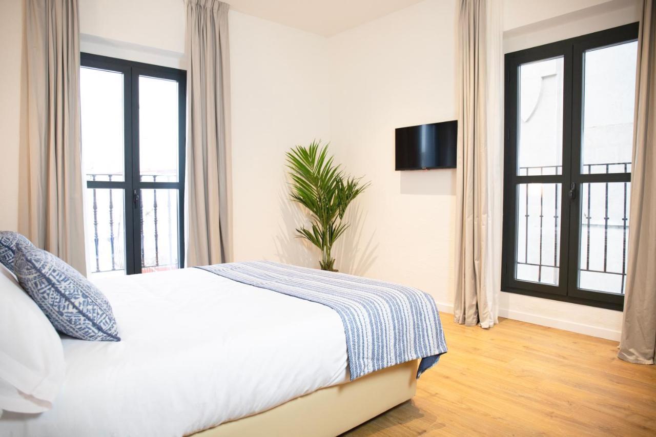 Nqn Aparts & Suites Sevilla المظهر الخارجي الصورة