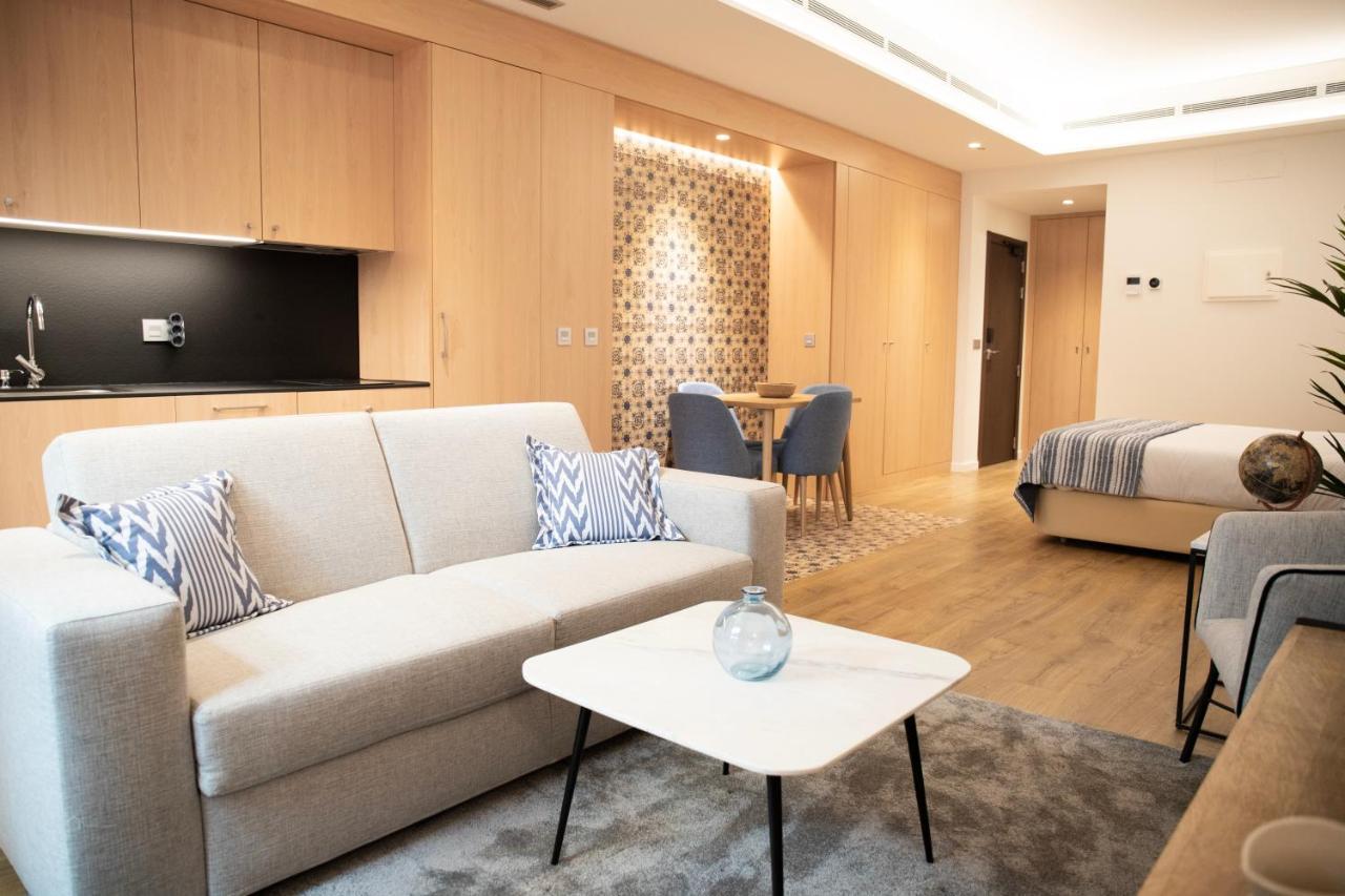 Nqn Aparts & Suites Sevilla المظهر الخارجي الصورة
