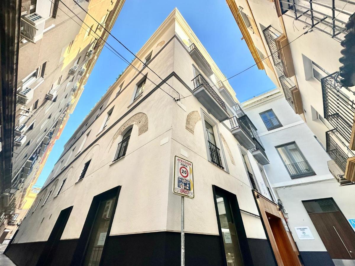 Nqn Aparts & Suites Sevilla المظهر الخارجي الصورة