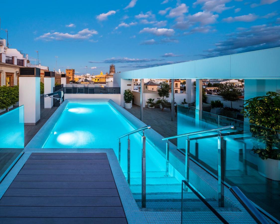 Nqn Aparts & Suites Sevilla المظهر الخارجي الصورة