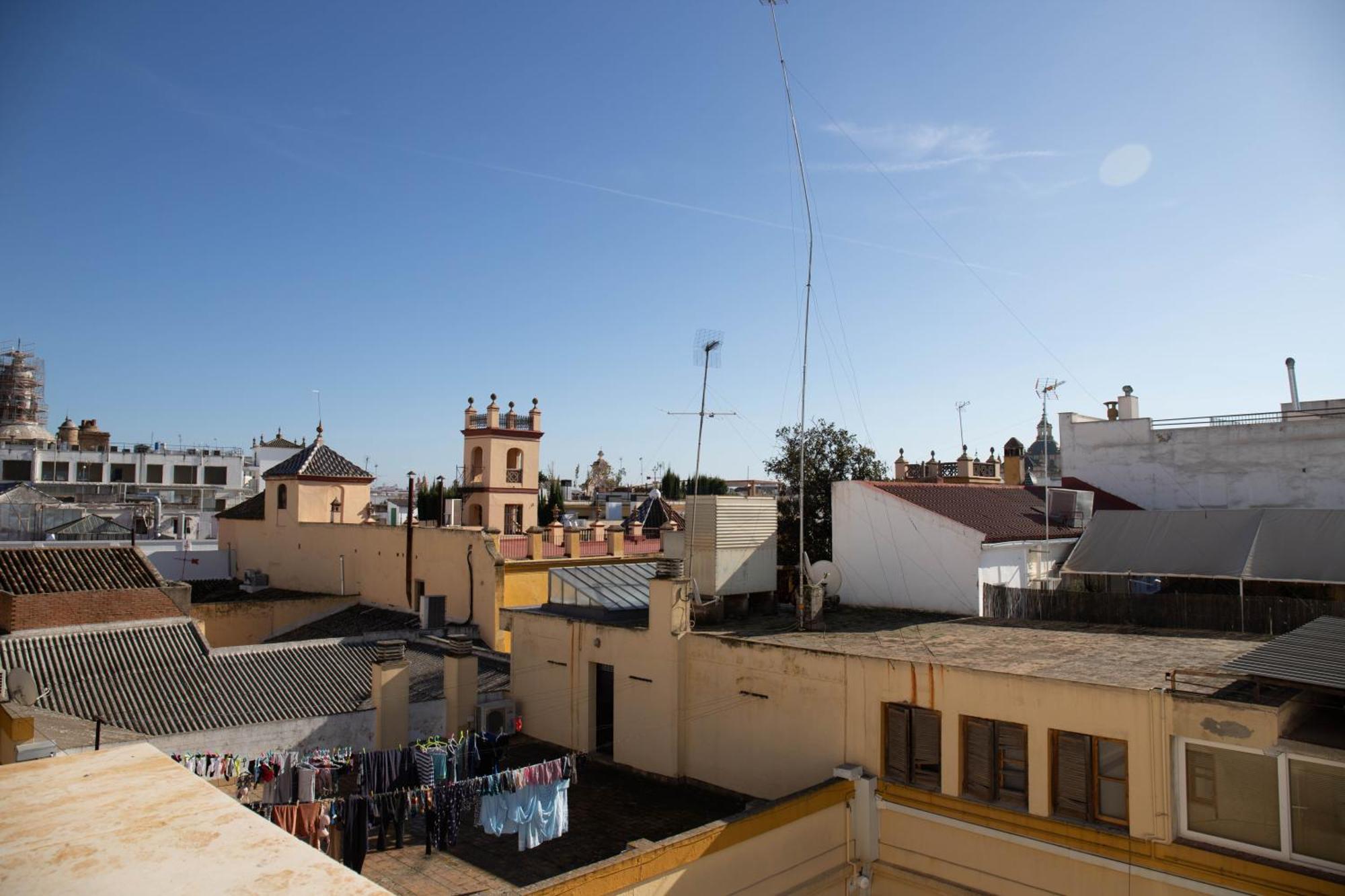 Nqn Aparts & Suites Sevilla الغرفة الصورة